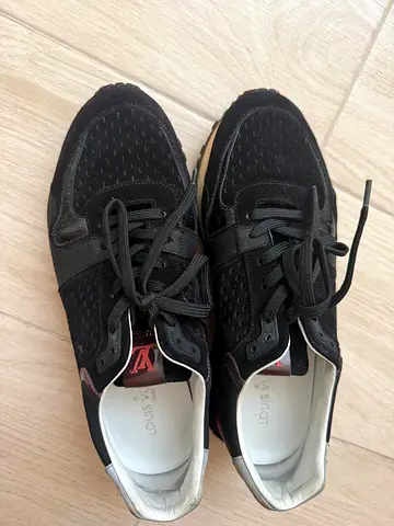 Ladies shoes LV