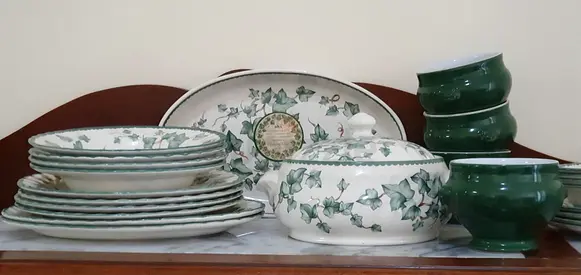 Authentic English Dinner Set - BHS Country Vine
British Made - Oven to Tableware
