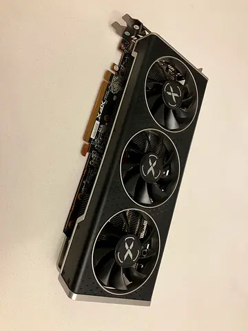 AMD Radeon RX 6600 XT GPU