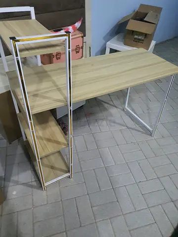 White/beige Office