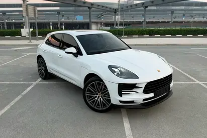 Porsche Service History  | Porsche Macan 2020 Standard GCC Specifications (Single Owner)
