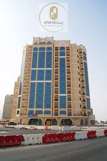 Spacious I Prime Location I Vacant