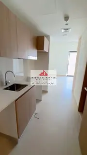 Excellent studio for sale on Maryam Island, including parking.