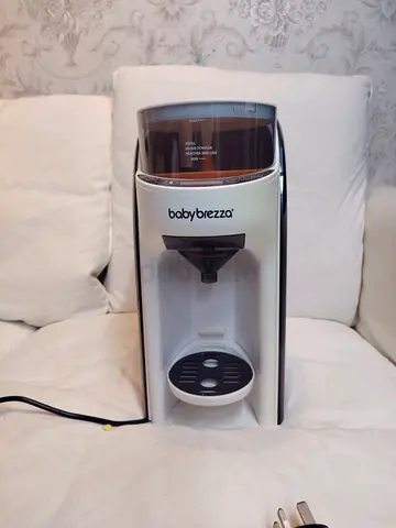 Baby Brezza Formula Pro Machine - Automatic Baby Formula Dispenser