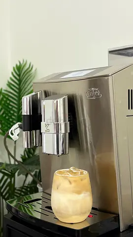 Used Super-Automatic Espresso & Coffee Machine - Stainless Finish