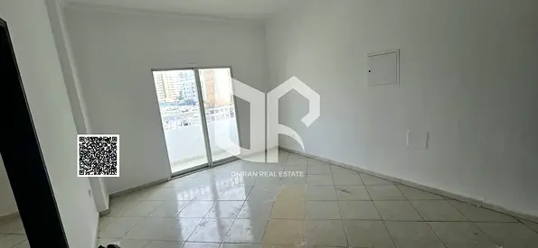 ✨ غرفه وصاله ببلكونه في  الراشيديه 3  عجمان! ✨ 📍 الموقع: عجمان - االراشيديه 3 ✨ تفاصيل ومميزات العقار:    ✨  قريب من جميع الخدمات الأساسية:        قر