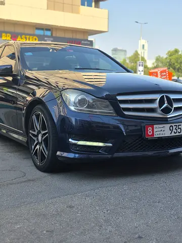2014 Mercedes-Benz C-Class C200 GCC Specs