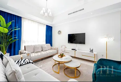 Luxury 1BR | Fully Furnished & Serviced
