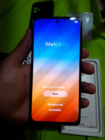 Like-new Samsung Galaxy phone with box — unlocked