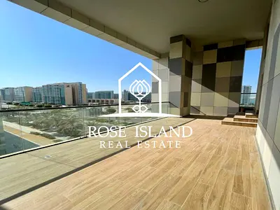 Hot Deal|Furnished| Corner Unit|Rooftop Terrace