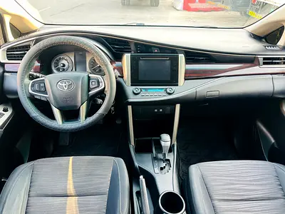 صورة 5 لـ 2016 Toyota INNOVA