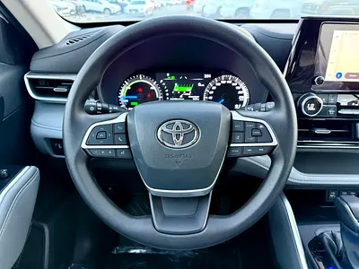 صورة مصغرة 12 لـ 2026 Toyota HIGHLANDER
