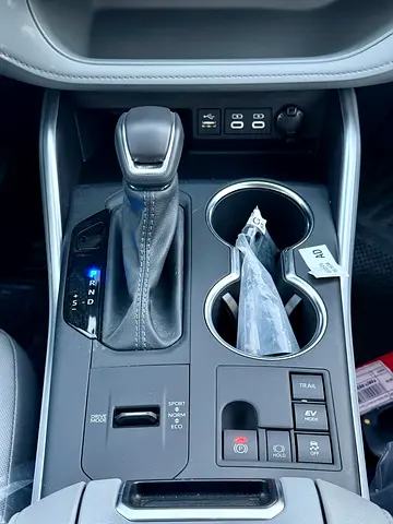 صورة مصغرة 14 لـ 2026 Toyota HIGHLANDER