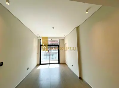 READY TO MOVE | LUXURY LIVING | SEMI FURNISHED