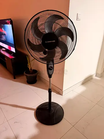 pedestal fan - good working condition