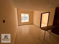 Modern design \\ Tranquility \\ Upscale location \\ Golden opportunity