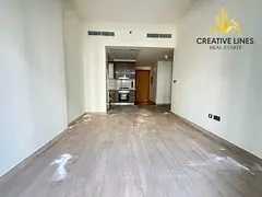 READY TO MOVE // POOL VIEW // SPACIOUS LAYOUT