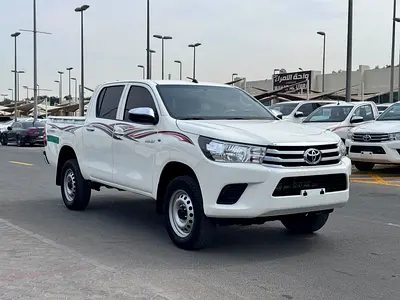 TOYOTA HILUX DOUBLE CABIN 4X4 AUTOMATIC 2022 EXCELLENT CONDITION