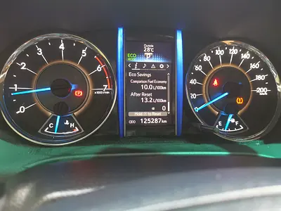 2017 Toyota FORTUNER — миниатюра 13