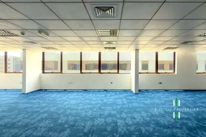 AMPLE PARKING | READY TO MOVE IN | WELL-MAINTAINED