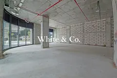 PRIME RETAIL UNIT | 11 PARKING | READY NOW