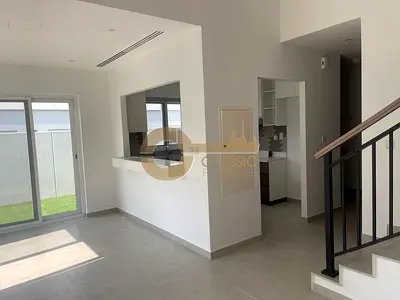 Spacious Layout | Single Row | Vacant