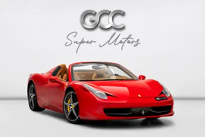 GCC SPECS - 2015 FERRARI 458 SPIDER - CARBON FIBRE INTERIOR - HARDTOP - CERAMIC BRAKES