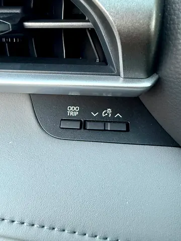 صورة مصغرة 16 لـ 2026 Toyota HIGHLANDER