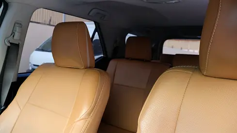 2017 Toyota FORTUNER — фото 3