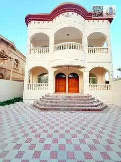 Investment villa for sale, situated on a corner plot facing two streets; suitable for all nationalit