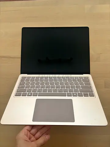 Microsoft Surface Laptop