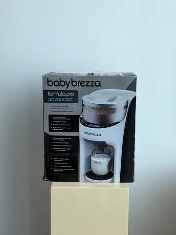 Baby Brezza Formula Pro Advanced - Automated Baby Formula Maker (Used)