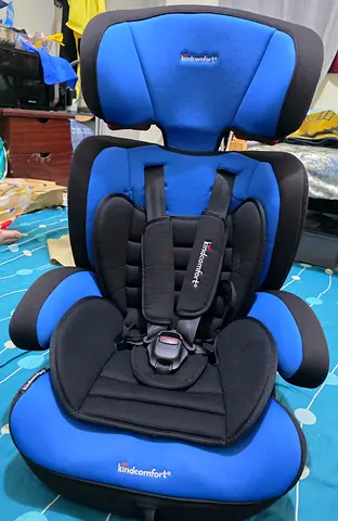 Kindcomfort blue convertible child car seat - good condition