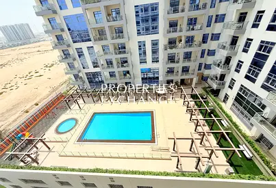 NEAR METRO | AMENITIES VIEWS | STORE ROOM
