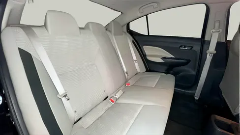 2024 Nissan SUNNY photo 9