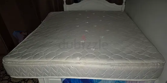 King size mattress in good used condition