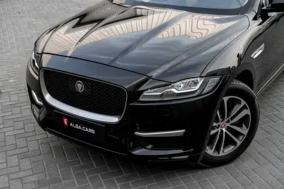 2020 Jaguar F-PACE photo 7