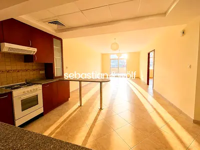 Exclusive | Open Boulevard View | Vacant