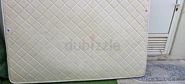 Used Double Mattress for Sale - 200 x 180 cm - 80 AED - Al Ain