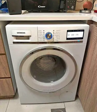 Siemens iQ800 8kg Washing Machine