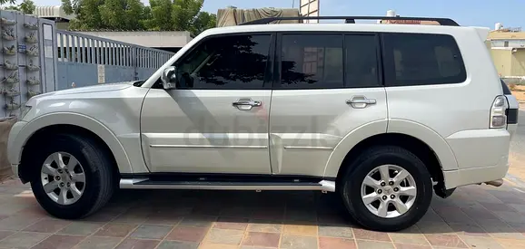 Mitsubishi Pajero 2018 GLS GCC Specs