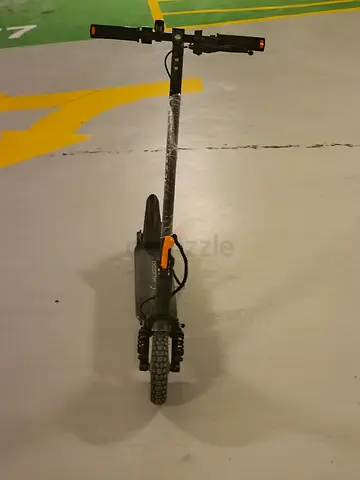 Used electric kick scooter - good condition, folding