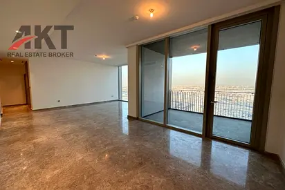 CREEK GATE TOWER2/4 BEDROOM/LAGOON VIEW/HIGH FLOOR
