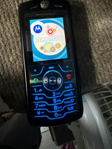 Motorola slider phone in working condition