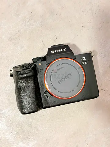 Sony Alpha a7 III (Model ILCE-7M3)