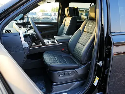2026 Cadillac ESCALADE — миниатюра 14