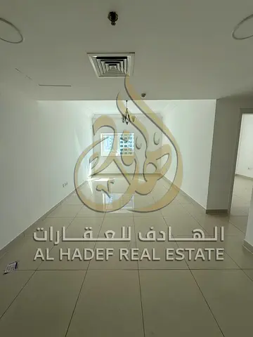 🏡✨ **شقق غرفتين وصالة للإيجار السنوي في الخان – الشارقة | إطلالة مفتوحة وإضاءة طبيعية** ✨🏡  فرصة مميزة للسكن في منطقة الخان بالشارقة، مع شقق تتميز ب