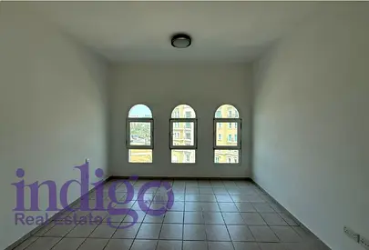 Vacant 2 Bedroom | Storeroom | Well Maintain