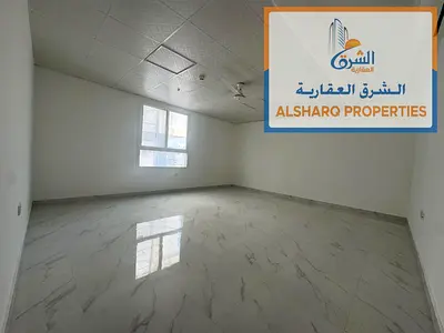 استوديو للإيجار السنوي في المويهات 3 – عجمان  مساحة كبيرة جداً مطبخ منفصل تكييف مركزي الصيانة على المالك  الموقع: قريب من دوار المويهات مقابل سوبر مار