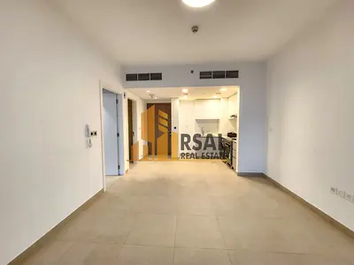 1Bhk With Balcony ! Appliances ! GYM Pool Car Parking